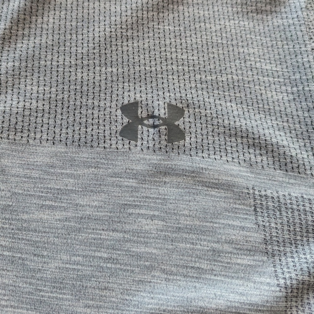 Under Armour Mens XXL Textured Gray 1/4 zip pullover long sleeve - Picture 4 of 7